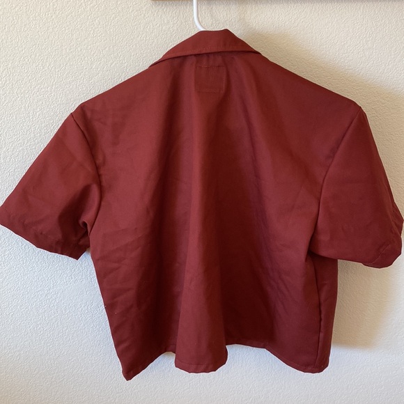Burgundy Boxy Dickies Cropped Button-Up Short Sleeve Size M NWT - Picture 6 of 7